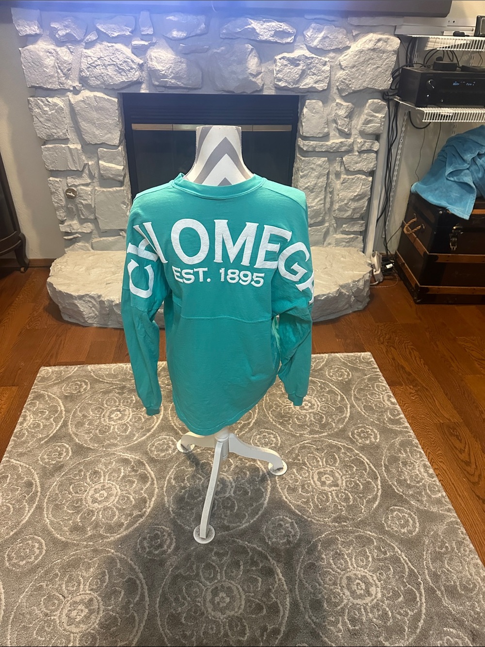 Kids top identification
